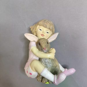 Девочка с зайцем — фото 1